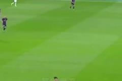 太優(yōu)雅了！莫德里奇這球秀得對(duì)手頭皮發(fā)麻