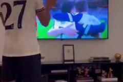 心系老東家！小盧卡斯觀看熱刺歐聯(lián)決賽，祝賀熱刺奪冠！